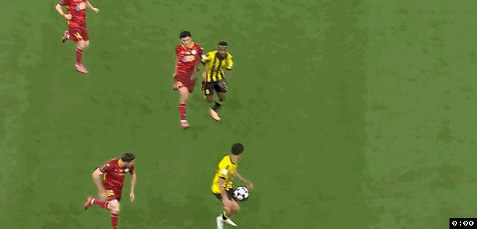 亞冠最新積分戰(zhàn)報(bào) 皇馬舊將制勝 吉達(dá)聯(lián)合止頹勢 4隊(duì)提前出線